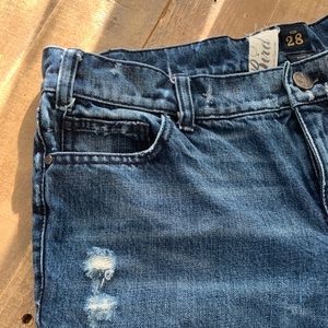 Byrd distressed jeans